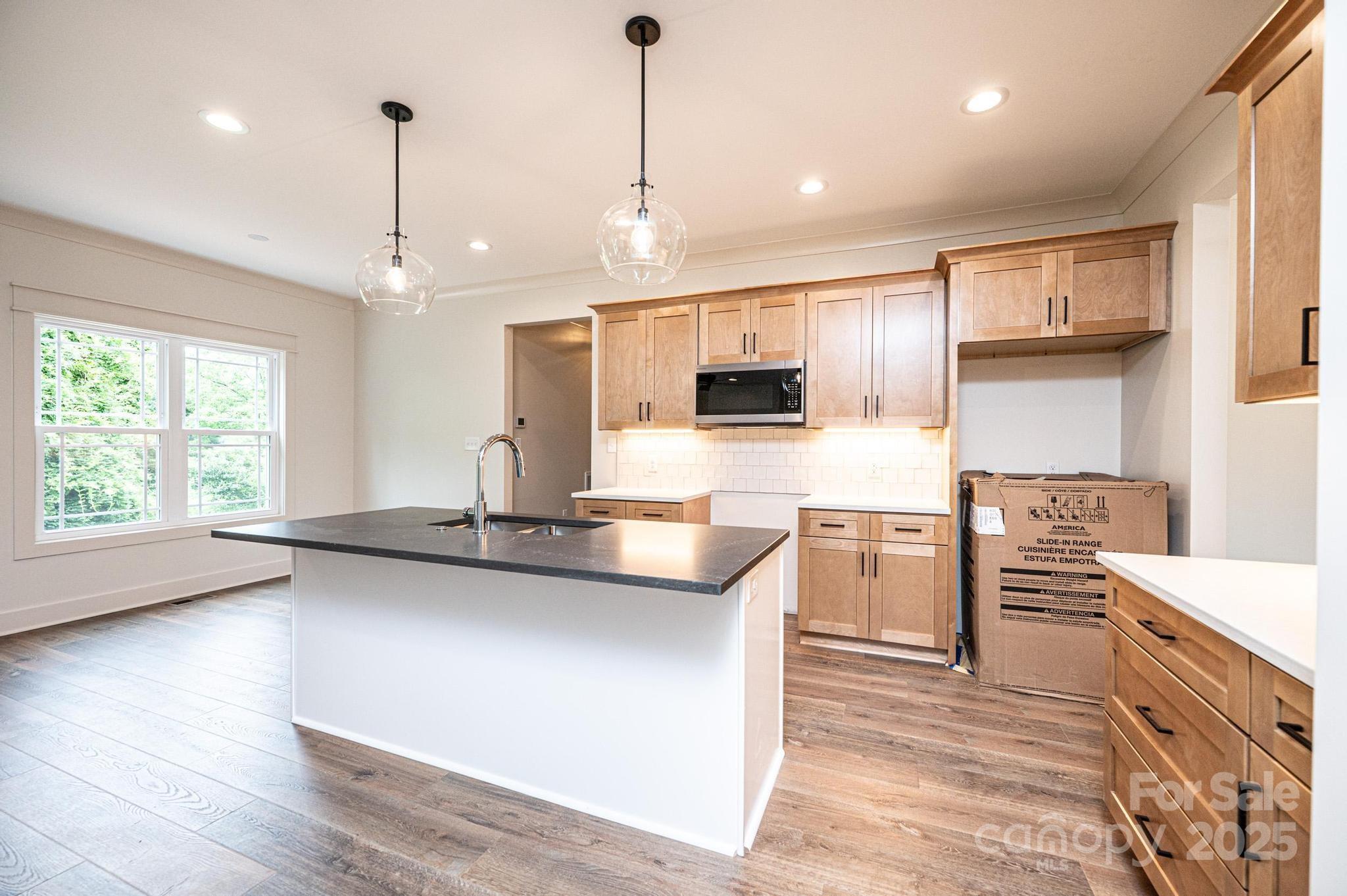 2113 6th Street Northwest, Unit 2 Hickory, NC 28601 - Photo 12 of 48