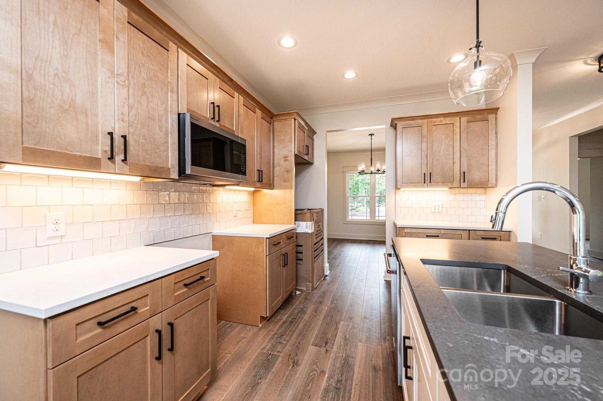 2113 6th Street Northwest, Unit 2 Hickory, NC 28601 - Photo 14 of 48
