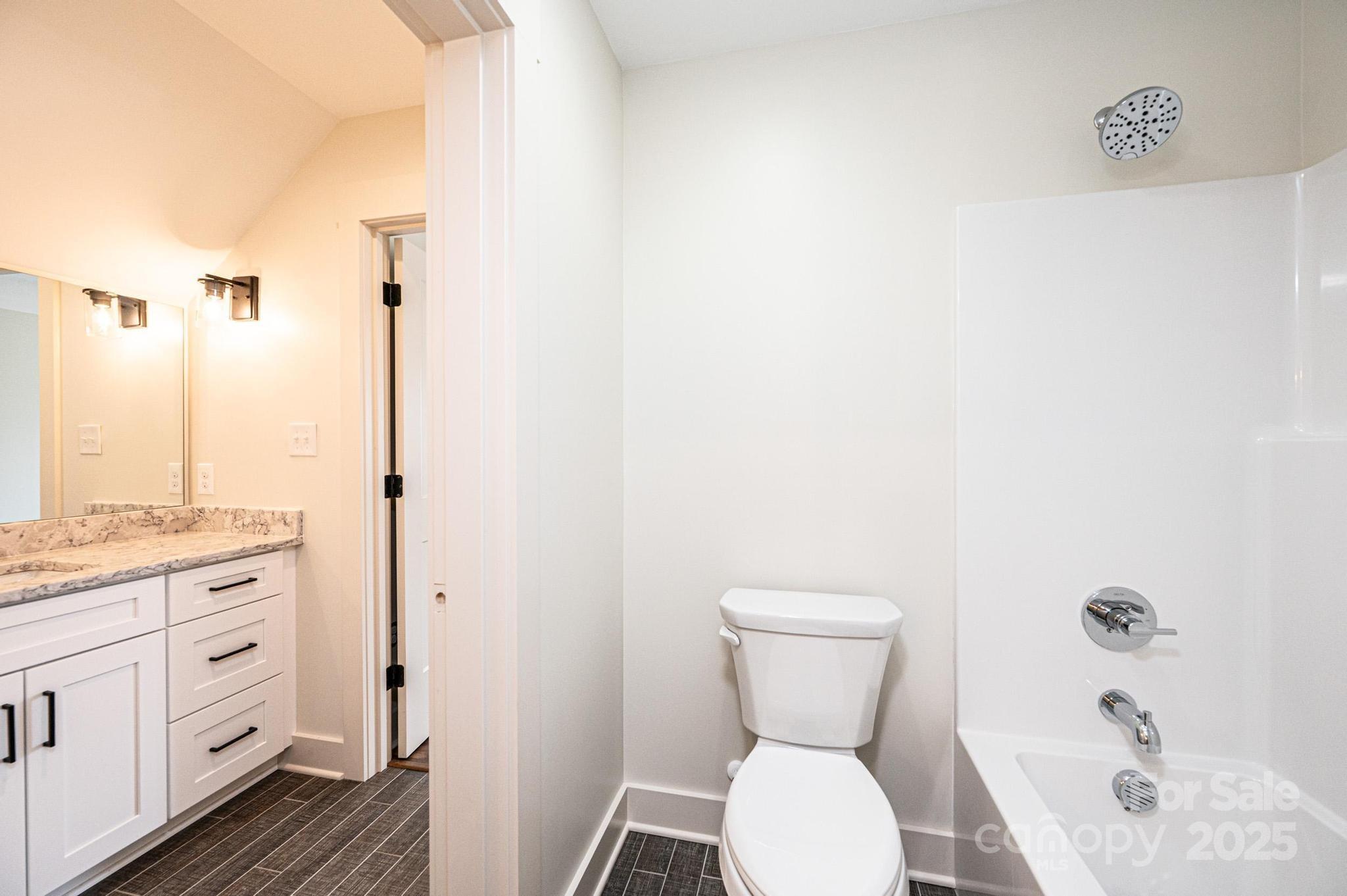 2113 6th Street Northwest, Unit 2 Hickory, NC 28601 - Photo 22 of 48