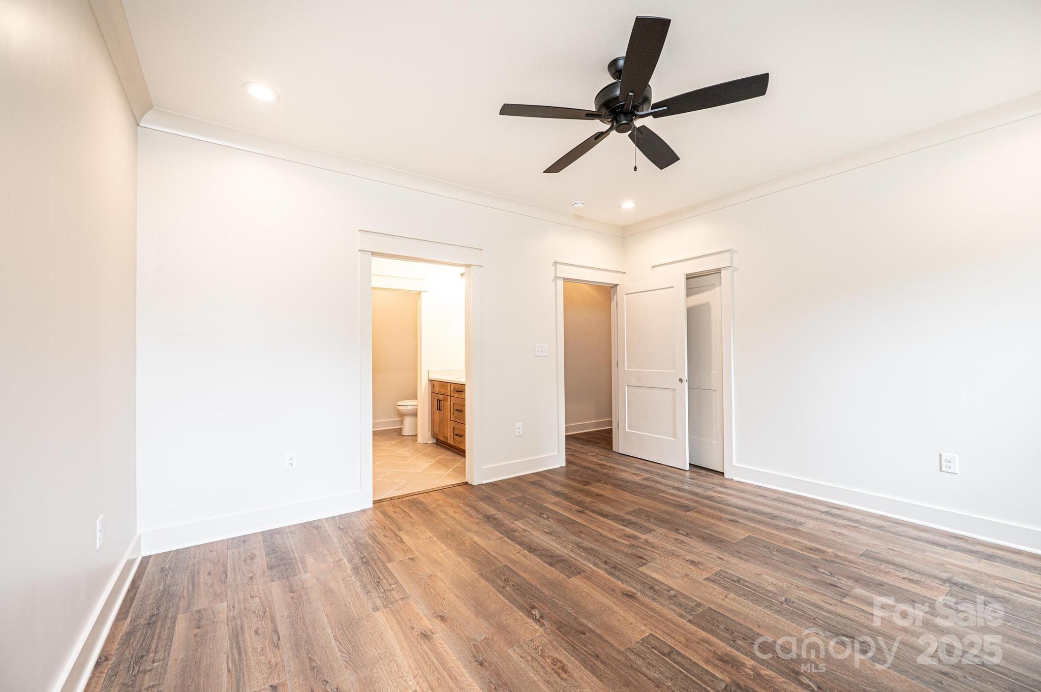 2113 6th Street Northwest, Unit 2 Hickory, NC 28601 - Photo 29 of 48