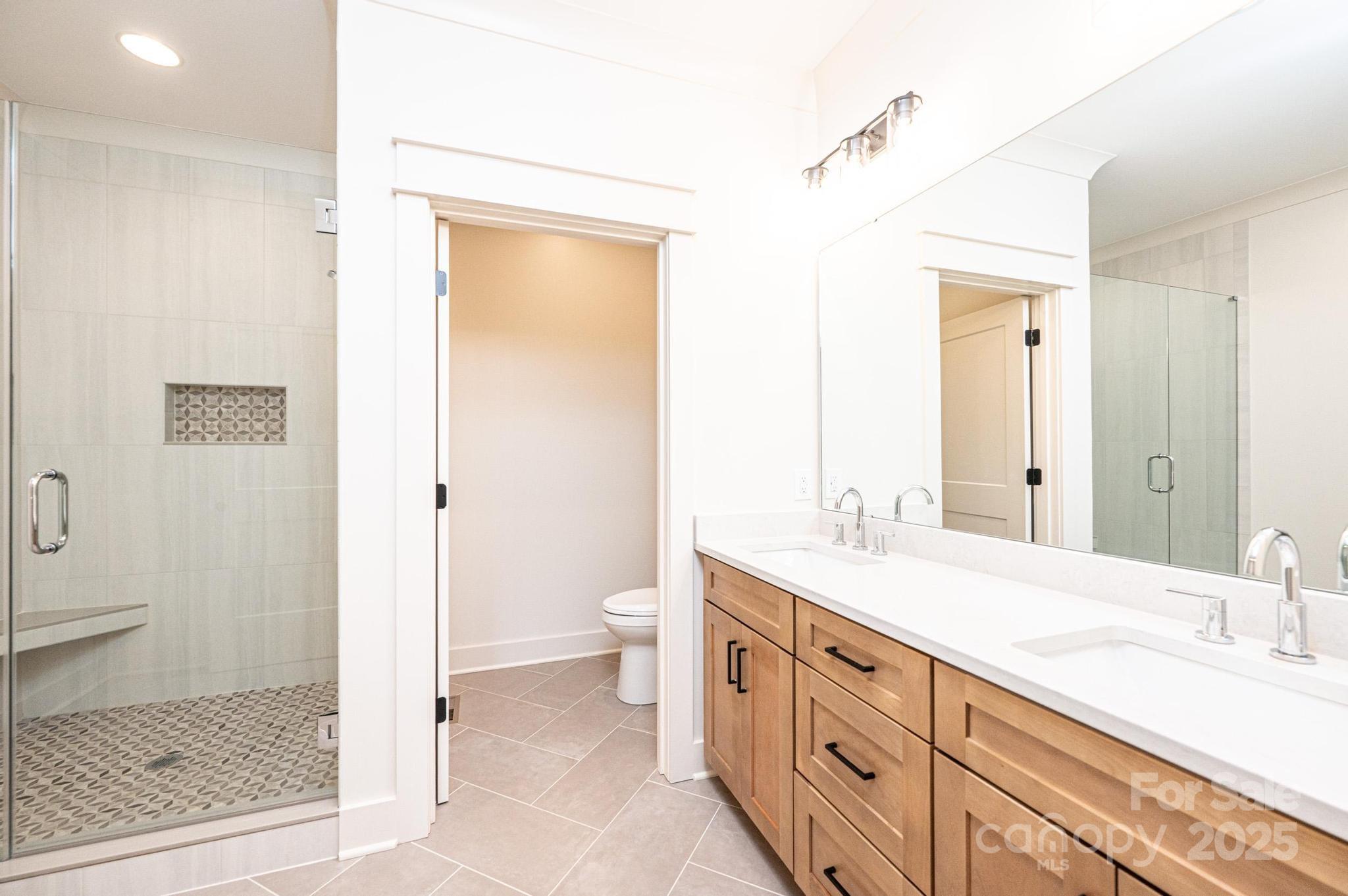 2113 6th Street Northwest, Unit 2 Hickory, NC 28601 - Photo 31 of 48