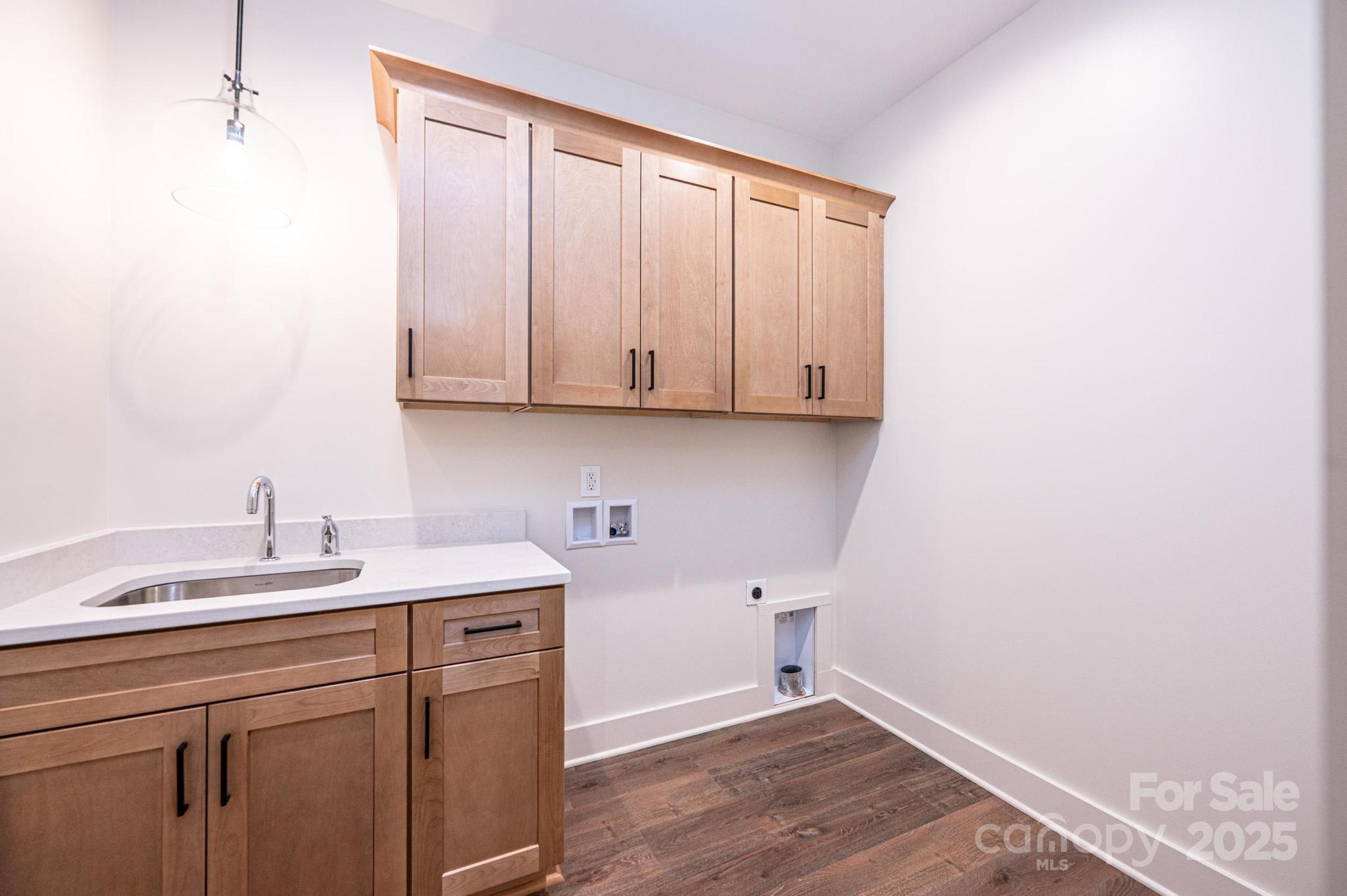 2113 6th Street Northwest, Unit 2 Hickory, NC 28601 - Photo 39 of 48