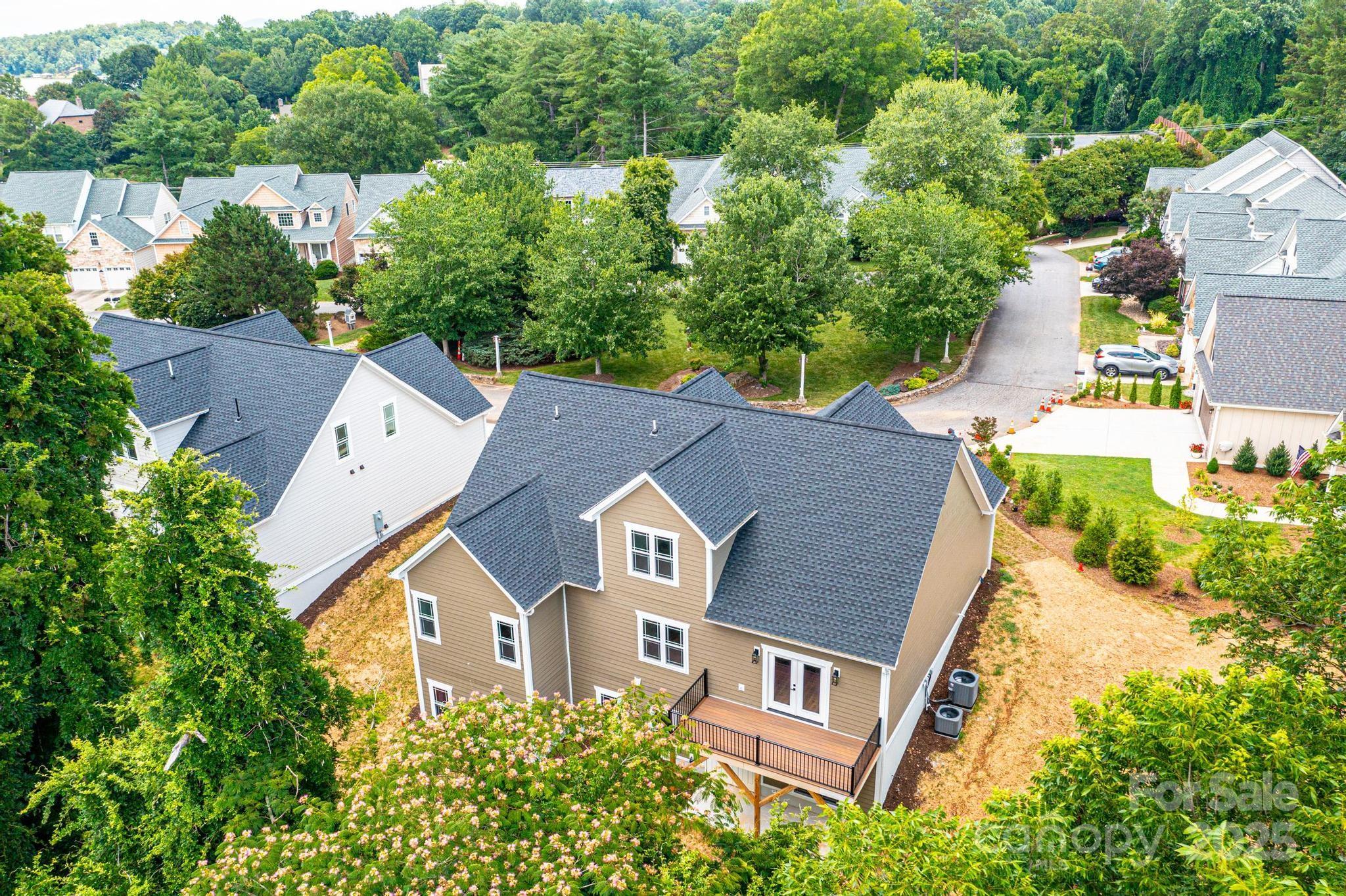 2113 6th Street Northwest, Unit 2 Hickory, NC 28601 - Photo 4 of 48