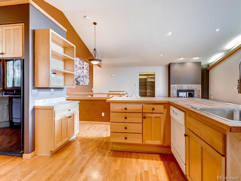 742 Wild Rose Road Silverthorne, CO 80498 - Photo 5 of 28 Gallery Image 5