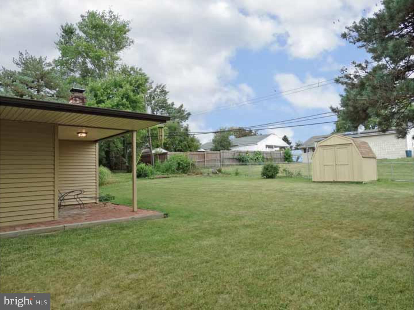 235 Yorkshire Road Fairless Hills, PA 19030 - Photo 19 of 20 Gallery Image 19