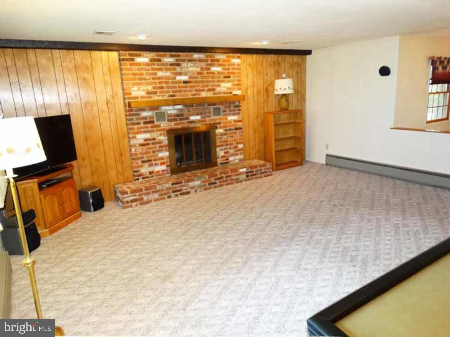 235 Yorkshire Road Fairless Hills, PA 19030 - Photo 9 of 20 Gallery Image 9