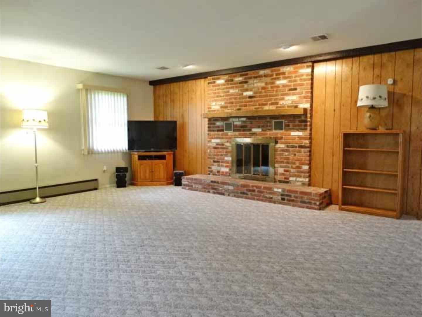 235 Yorkshire Road Fairless Hills, PA 19030 - Photo 10 of 20 Gallery Image 10