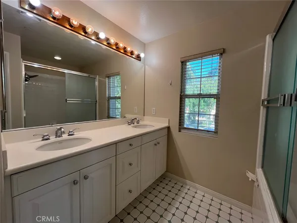 $5,500 | 38 Gardenpath, Irvine, CA 92603