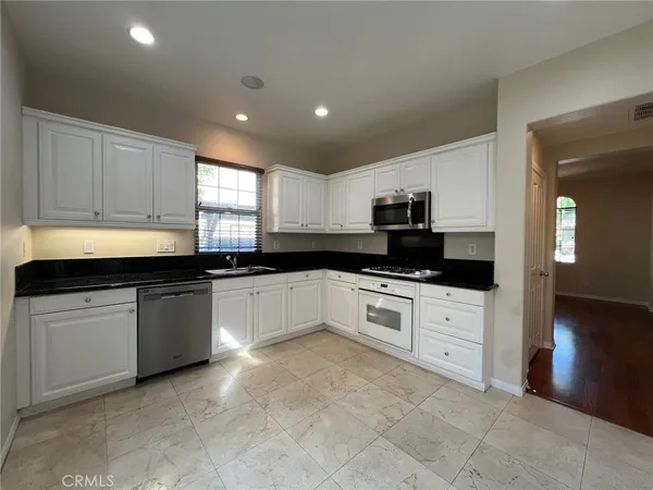 $5,500 | 38 Gardenpath, Irvine, CA 92603