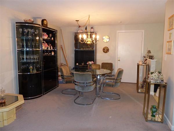 1 Brown Avenue, Unit 137 Amesbury, MA 01913 - Photo 4 of 13