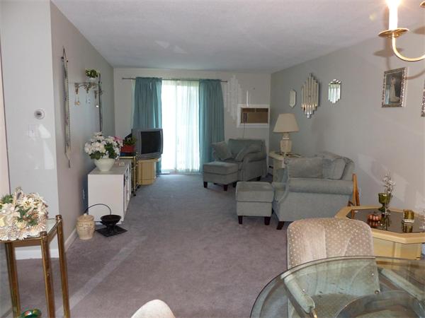 1 Brown Avenue, Unit 137 Amesbury, MA 01913 - Photo 5 of 13