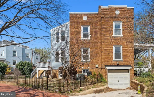 $1,199,999 | 349 Kentucky Avenue Southeast, Washington, DC 20003
