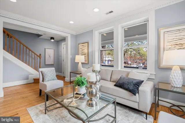 $1,199,999 | 349 Kentucky Avenue Southeast, Washington, DC 20003