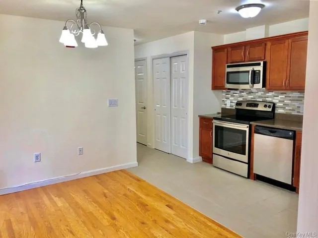 $3,150 | 160 Chatterton Avenue, Unit 1A, White Plains, NY 10606