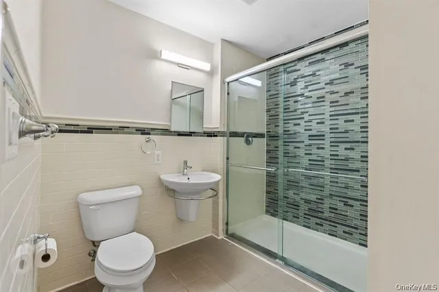 $3,150 | 160 Chatterton Avenue, Unit 1A, White Plains, NY 10606