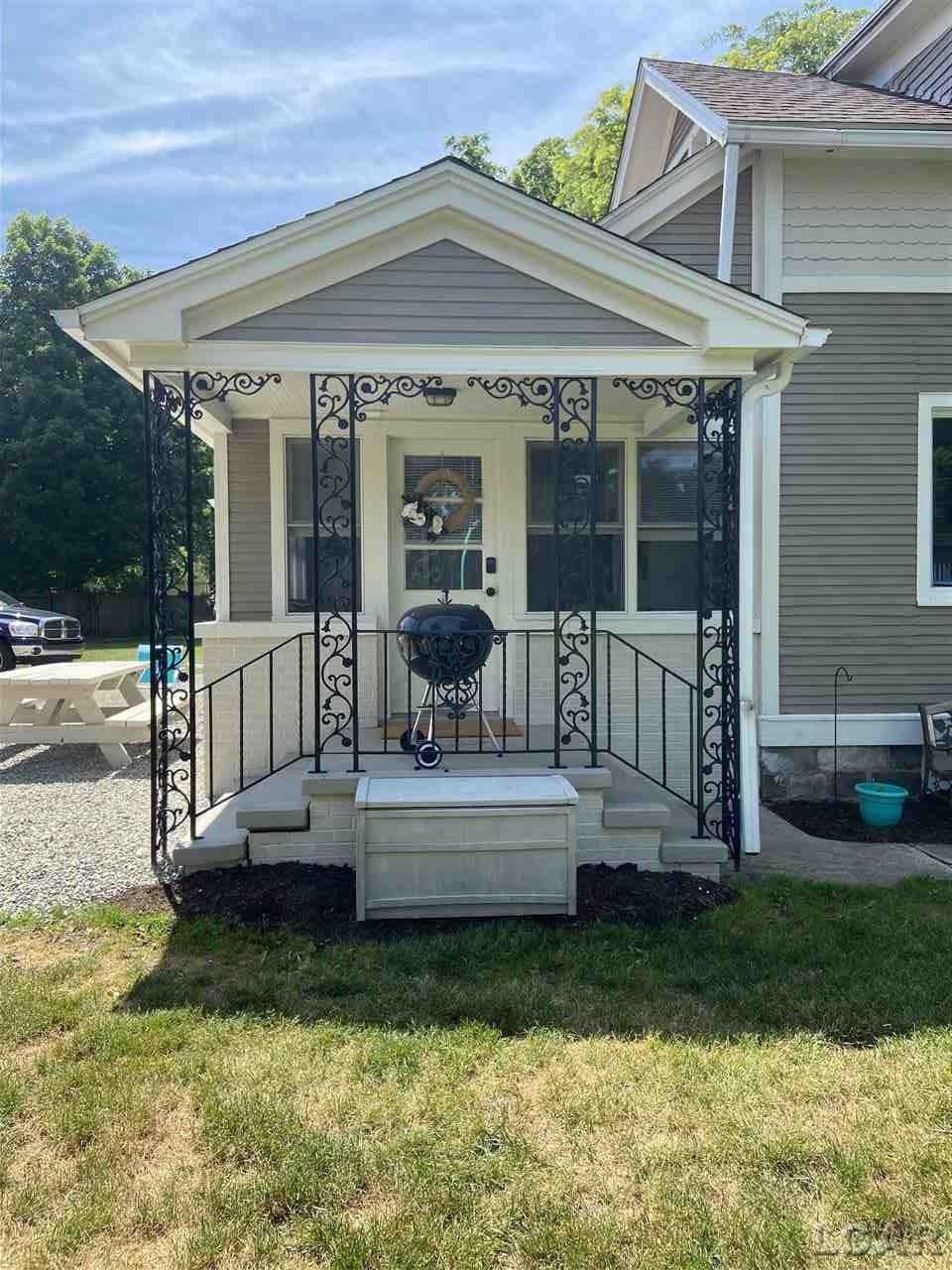 315 Tecumseh Road Clinton, MI 49236 - Photo 48 of 53 Sunroom Enrty