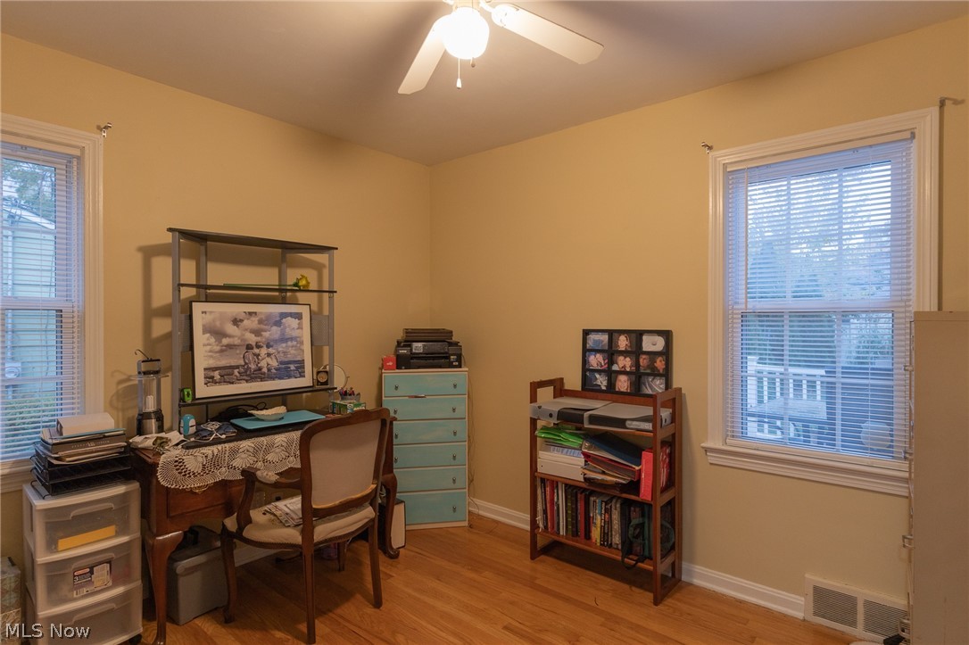 1233 Argonne Road Cleveland, OH 44121 - Photo 8 of 34 Gallery Image 8