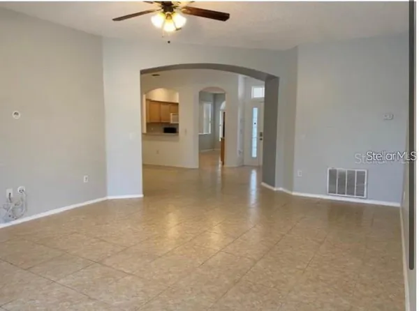 $2,400 | 1737 Capesterre Drive, Orlando, FL 32824