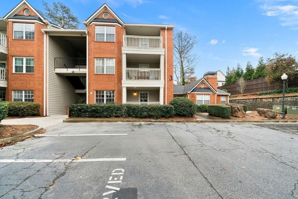 3063 Chastain Park Court Northeast Atlanta, GA 30342 - Photo 23 of 24