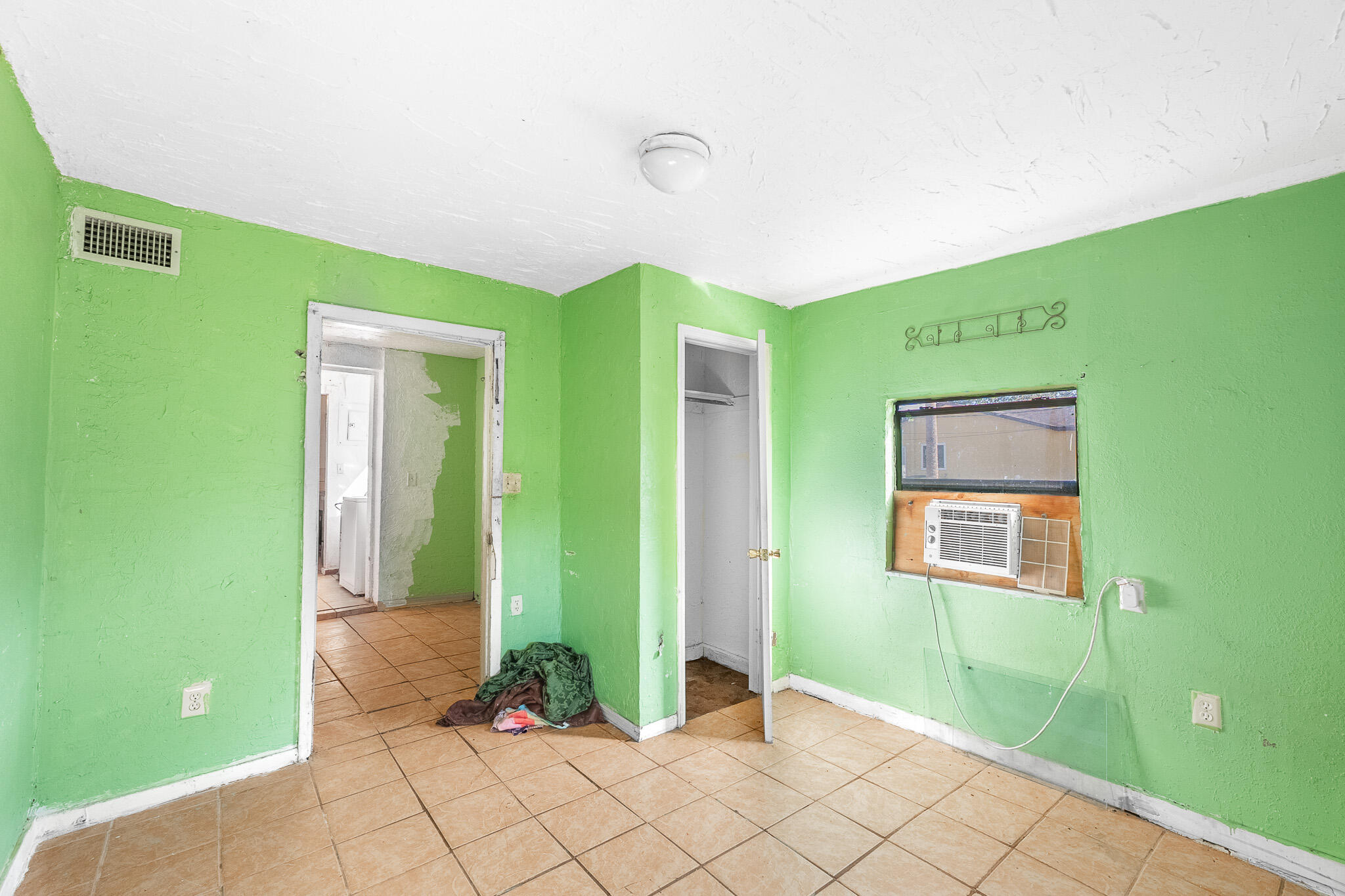 4001 Ave O Fort Pierce, FL 34947 - Photo 10 of 25 10