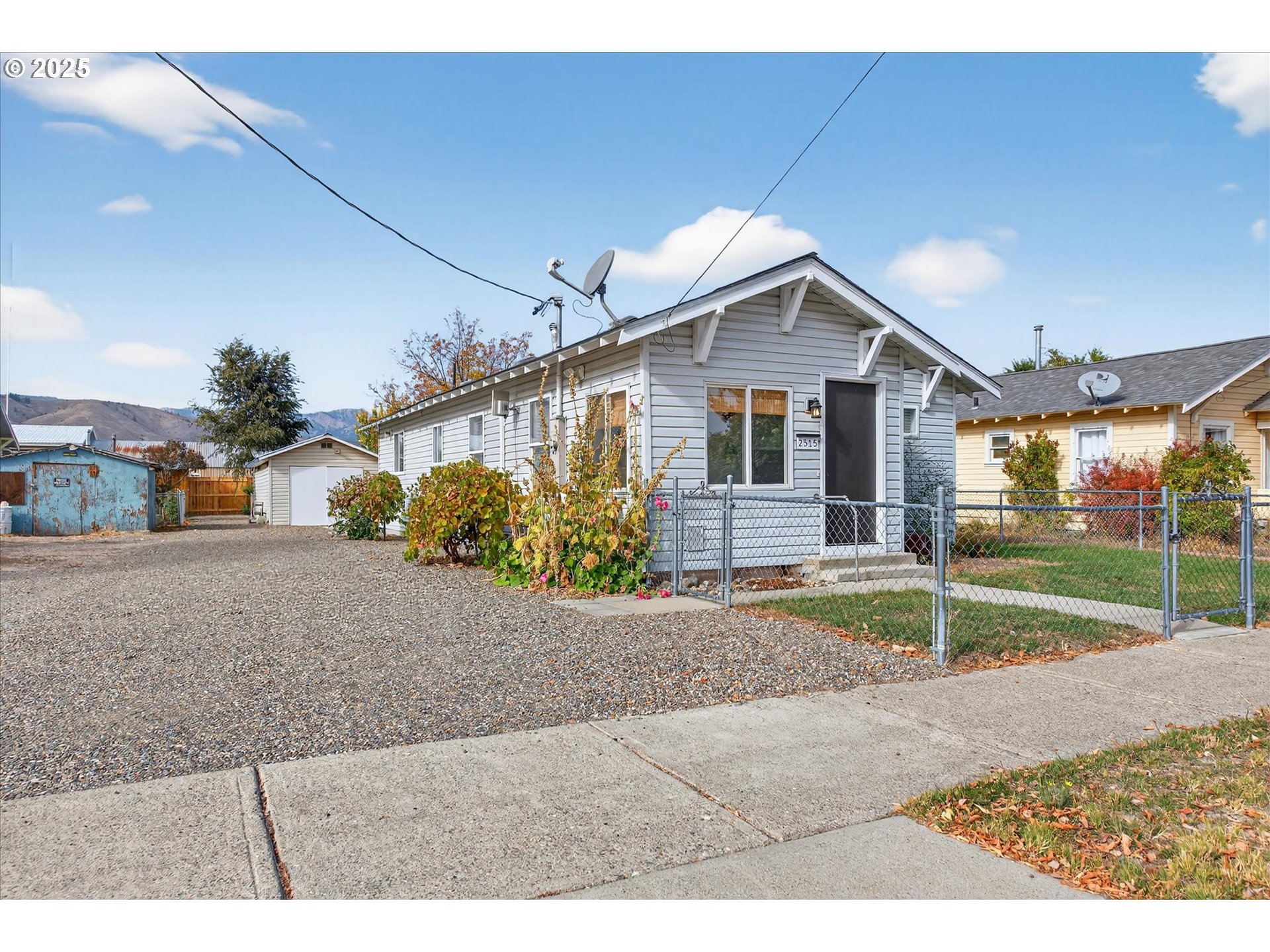 2515 11th Street Baker City, OR 97814 - Photo 1 of 27