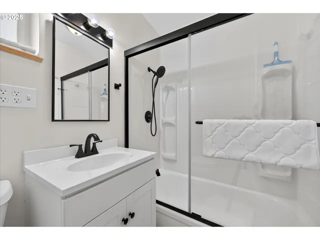 $254,500 | 2515 11th Street, Baker City, OR 97814