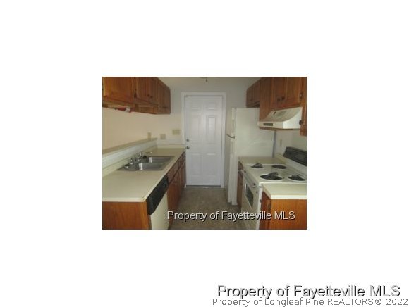 3418 Legion Road Hope Mills, NC 28348 - Photo 5 of 15 Gallery Image 5