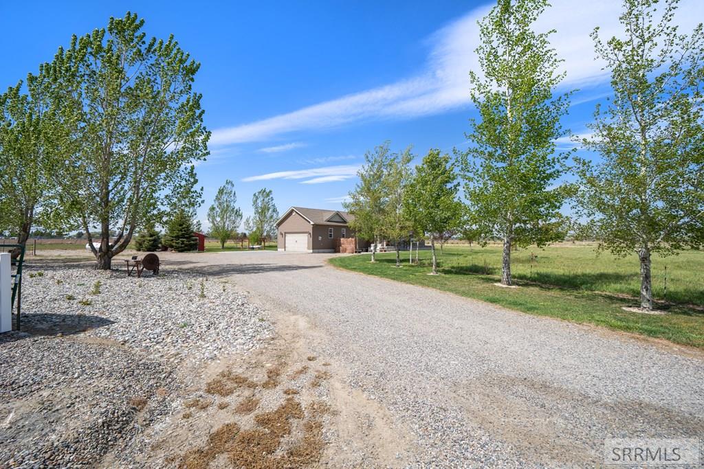 4353 East 278 North Rigby, ID 83442 - Photo 3 of 66