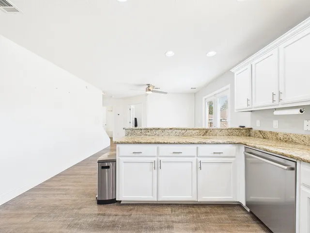 $549,900 | 9403 Pouder Lane, Navarre, FL 32566