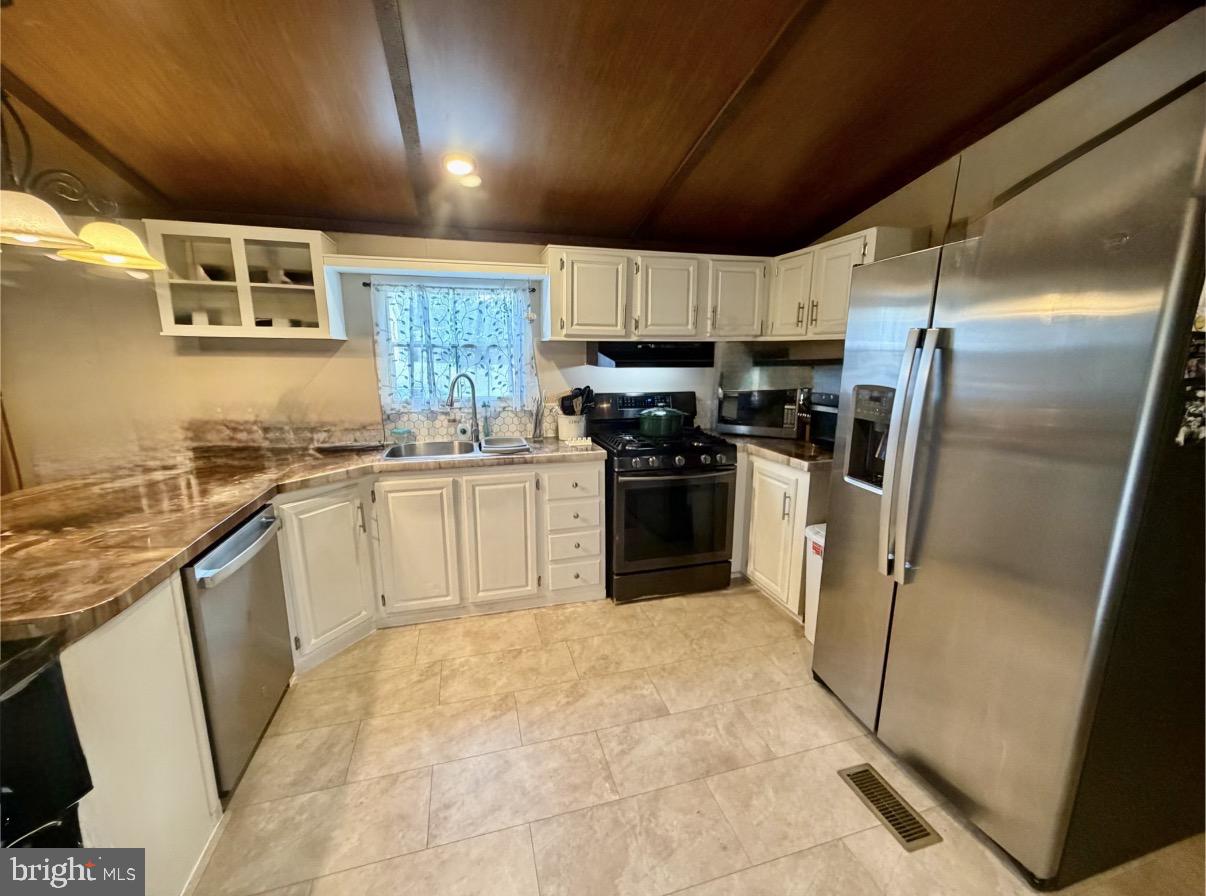 700 Salem Road Etters, PA 17319 - Photo 15 of 24 Gallery Image 15