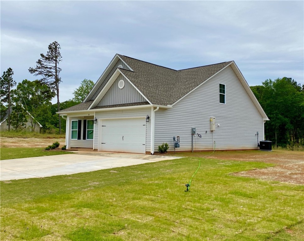 115 Sunny Point Loop Central, SC 29630 - Photo 2 of 43 Gallery Image 2