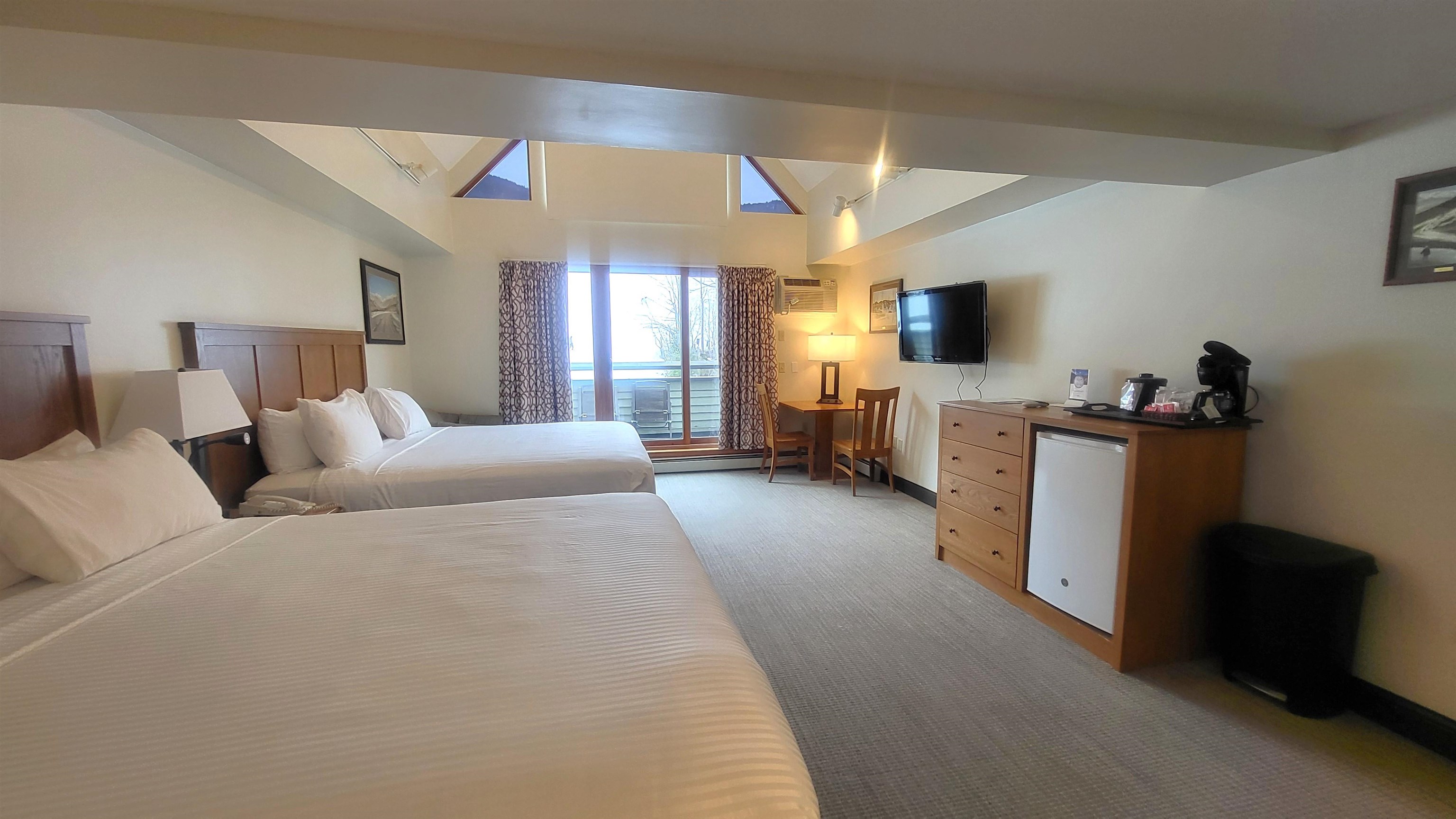 90 Loon Mountain Road, Unit 1044C Lincoln, NH 03251 - Photo 13 of 31