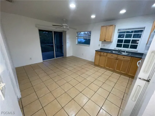 $1,350 | 361 Bell Boulevard, Lehigh Acres, FL 33974