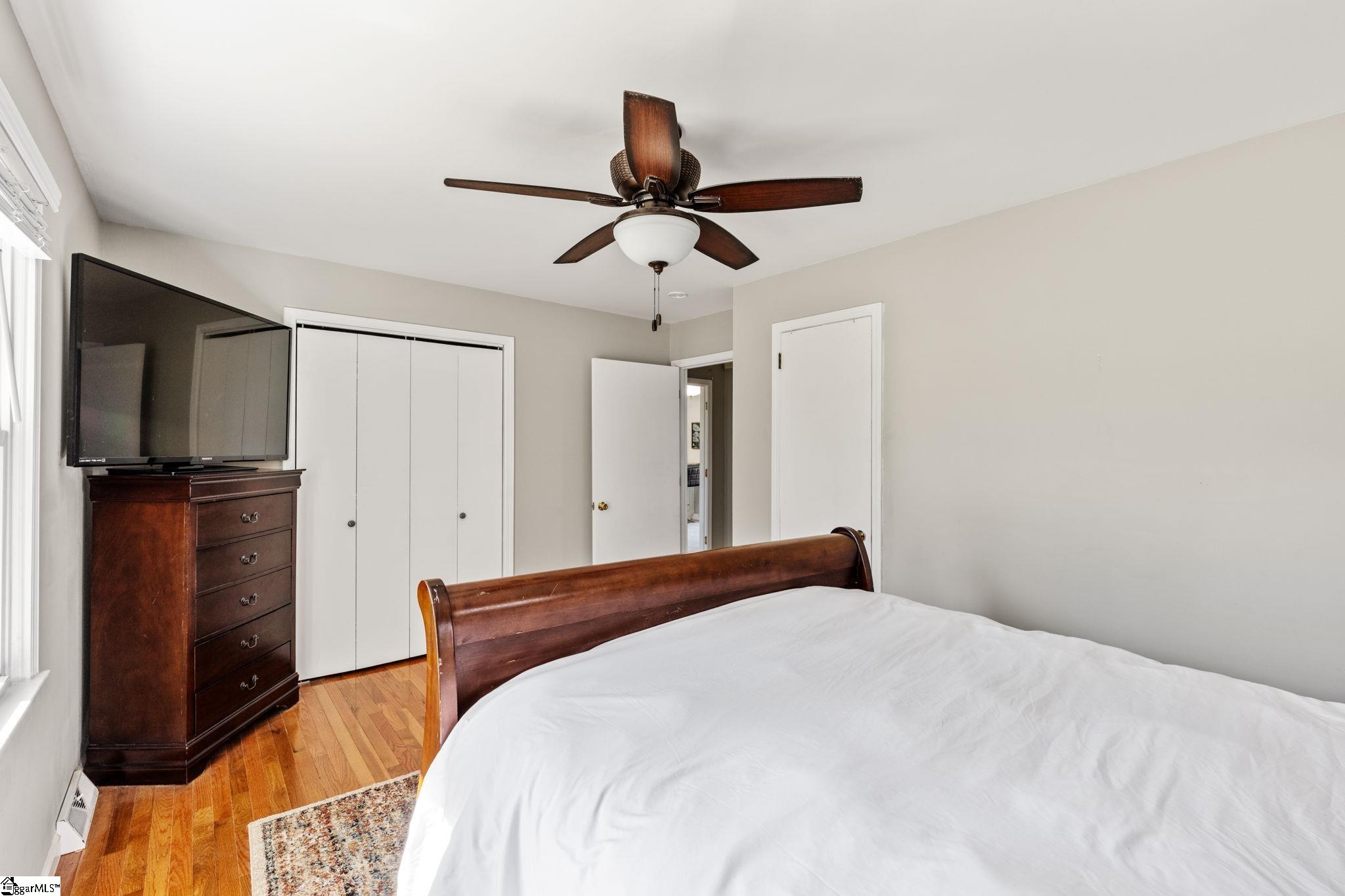 814 Jenkins Bridge Road Simpsonville, SC 29680 - Photo 20 of 37
