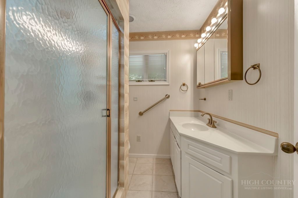 787 Hillcrest Circle Boone, NC 28607 - Photo 15 of 25