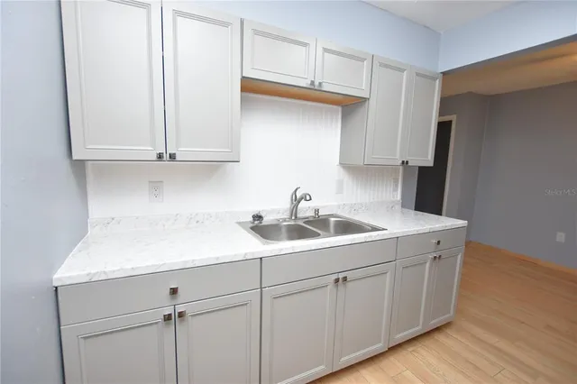 $1,050 | 613 Robin Road, Unit 1, Lakeland, FL 33803