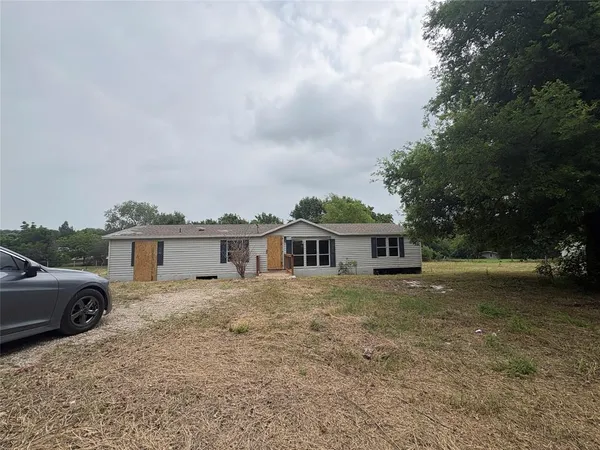 $115,000 | 134 Canyon Valley Lane, Springtown, TX 76082