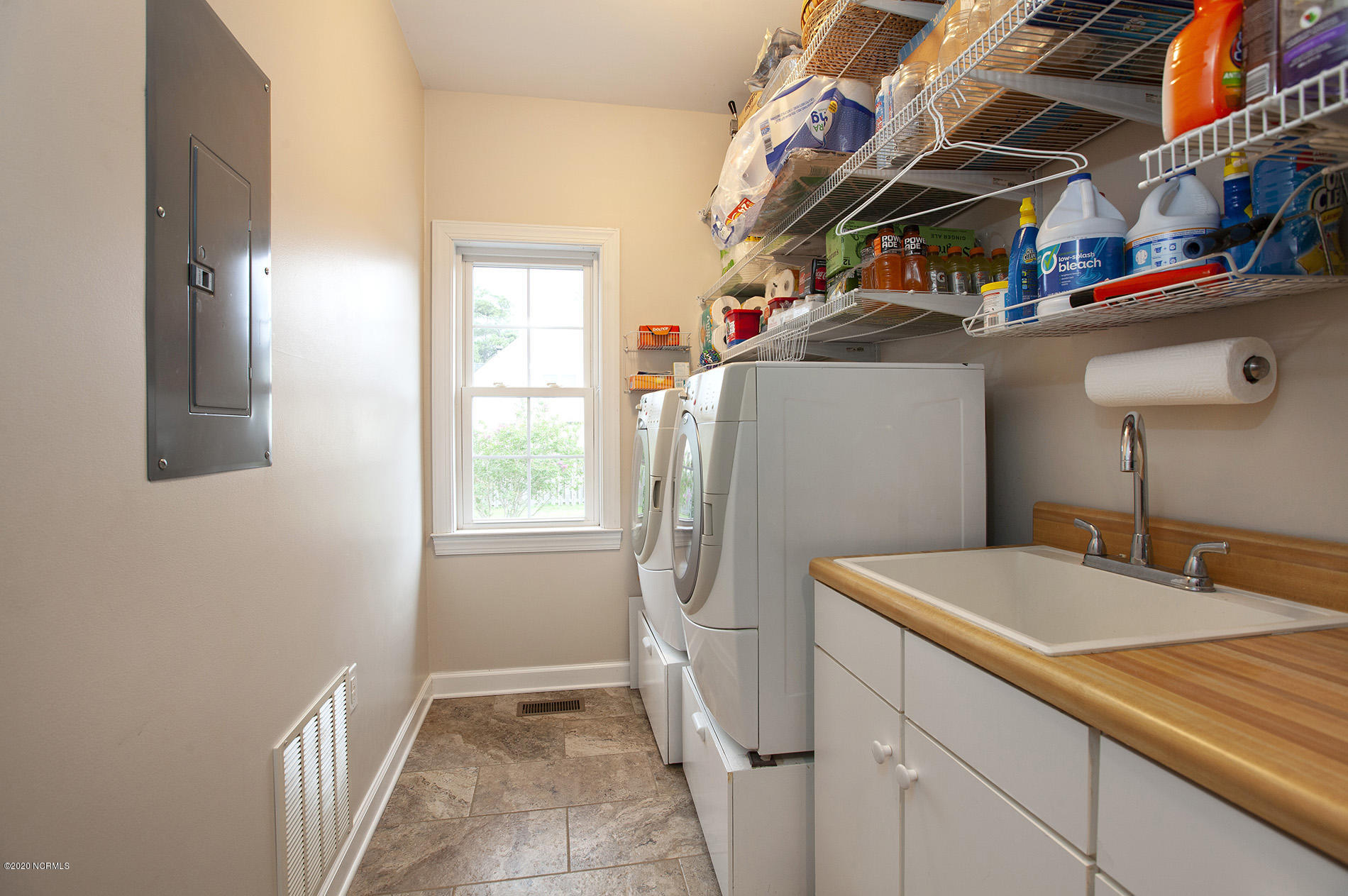 1523 Sapphire Ridge Road Wilmington, NC 28409 - Photo 28 of 43 Sapphire 1523 11lndry Todd_8243