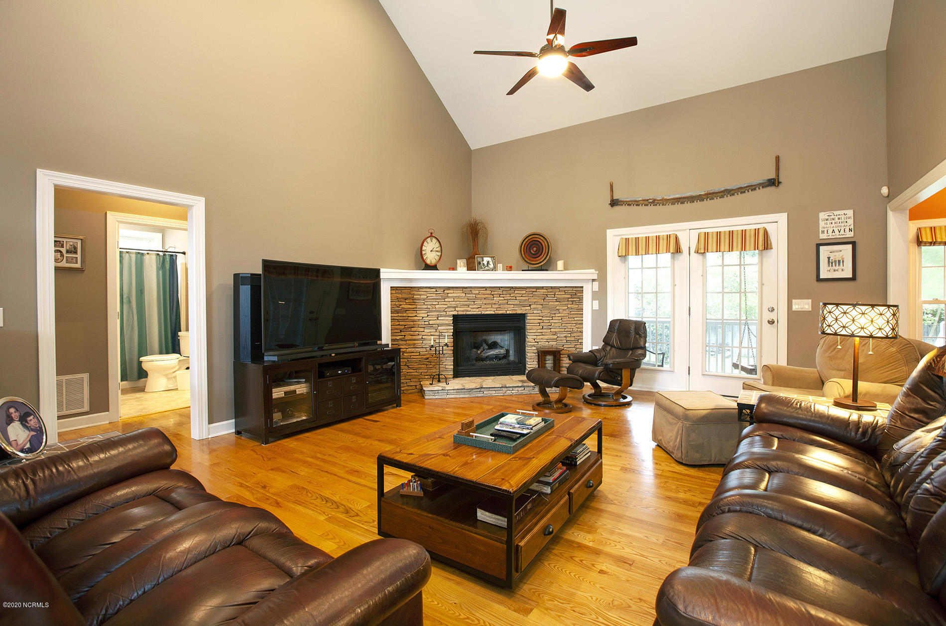1523 Sapphire Ridge Road Wilmington, NC 28409 - Photo 6 of 43 Sapphire 1523 3LR Todd_8102