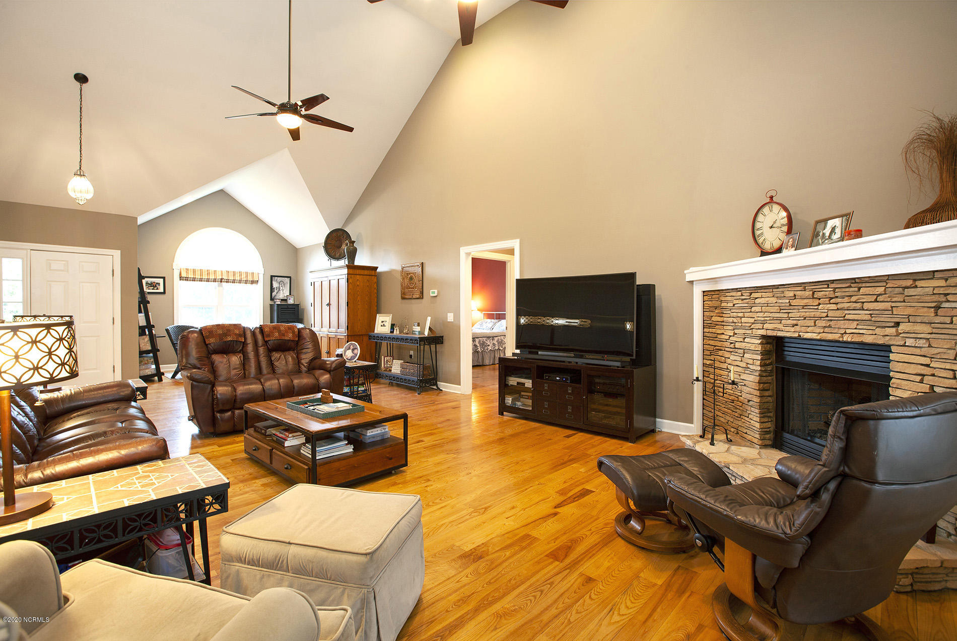 1523 Sapphire Ridge Road Wilmington, NC 28409 - Photo 8 of 43 Sapphire 1523 3LR Todd_8115