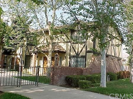 1013 West Linden Street, Unit 5 Riverside, CA 92507 - Photo 1 of 1 Gallery Image 1