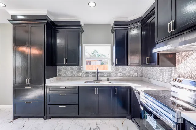 $290,000 | 408 County Road 3414, Cleveland, TX 77327