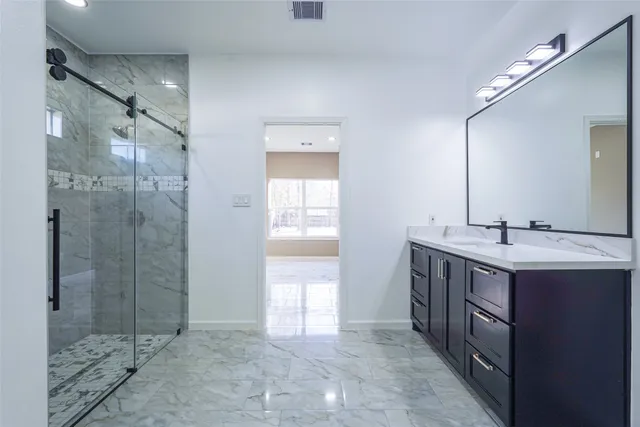 $290,000 | 408 County Road 3414, Cleveland, TX 77327