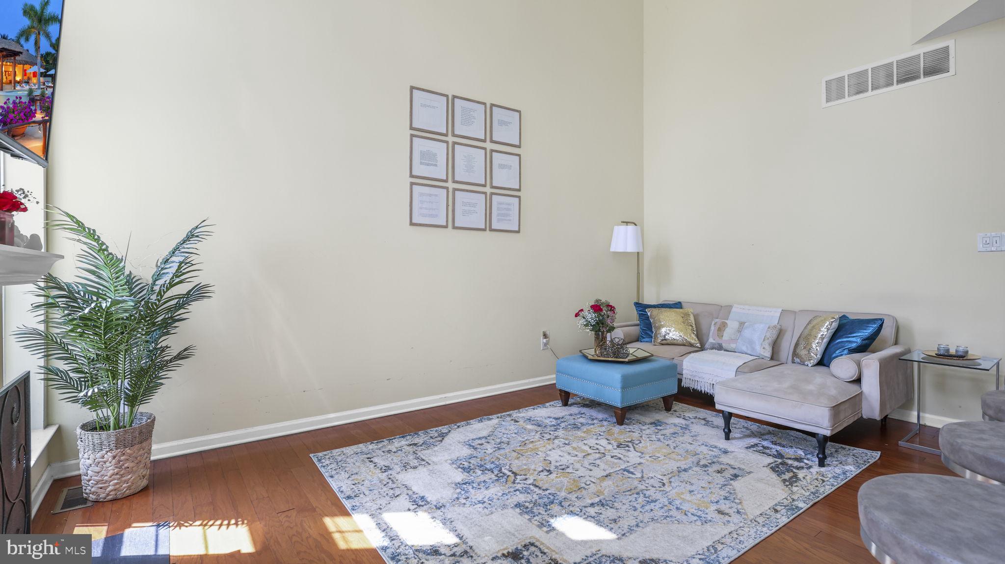 40 Windingbrook Road Bordentown, NJ 08505 - Photo 16 of 51 Family Room