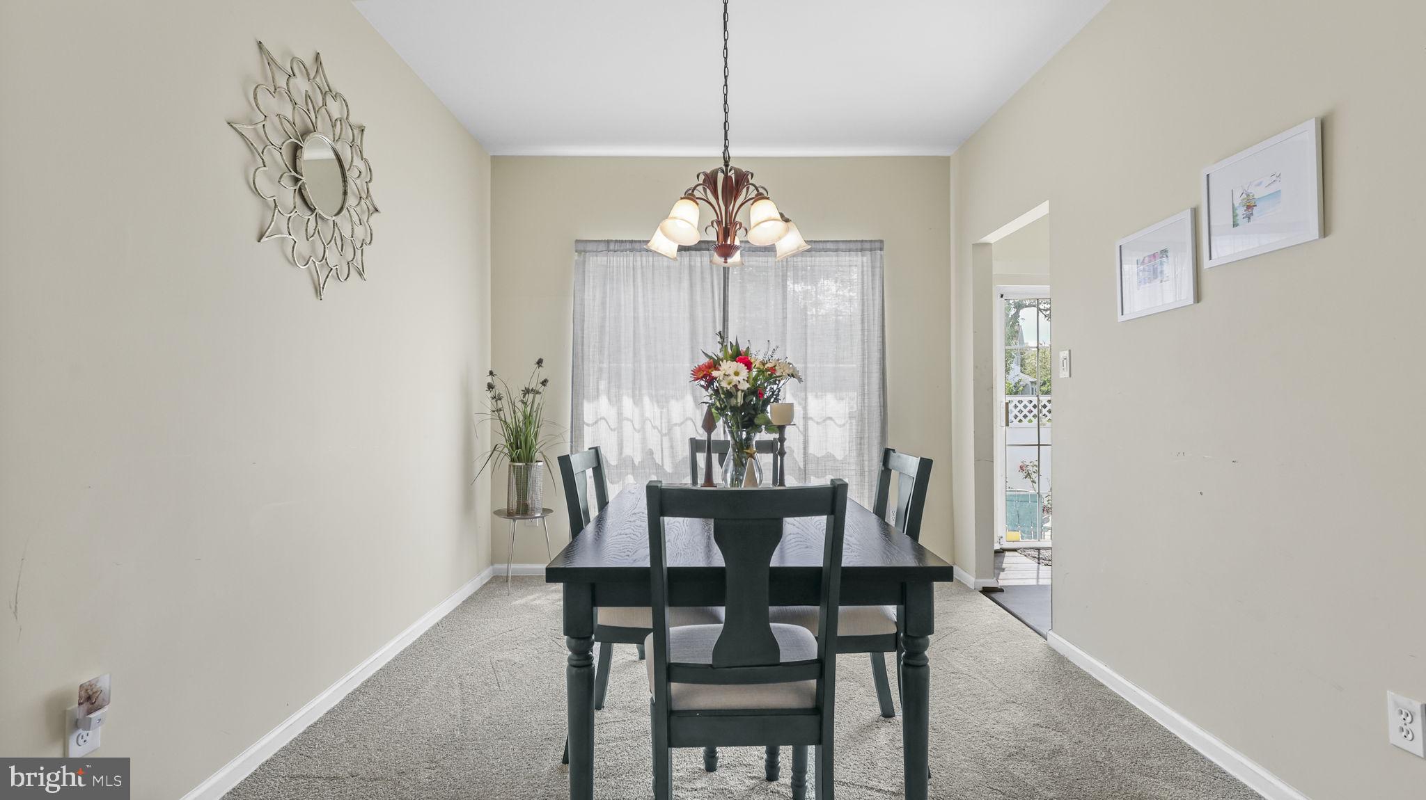 40 Windingbrook Road Bordentown, NJ 08505 - Photo 18 of 51 Dining Room