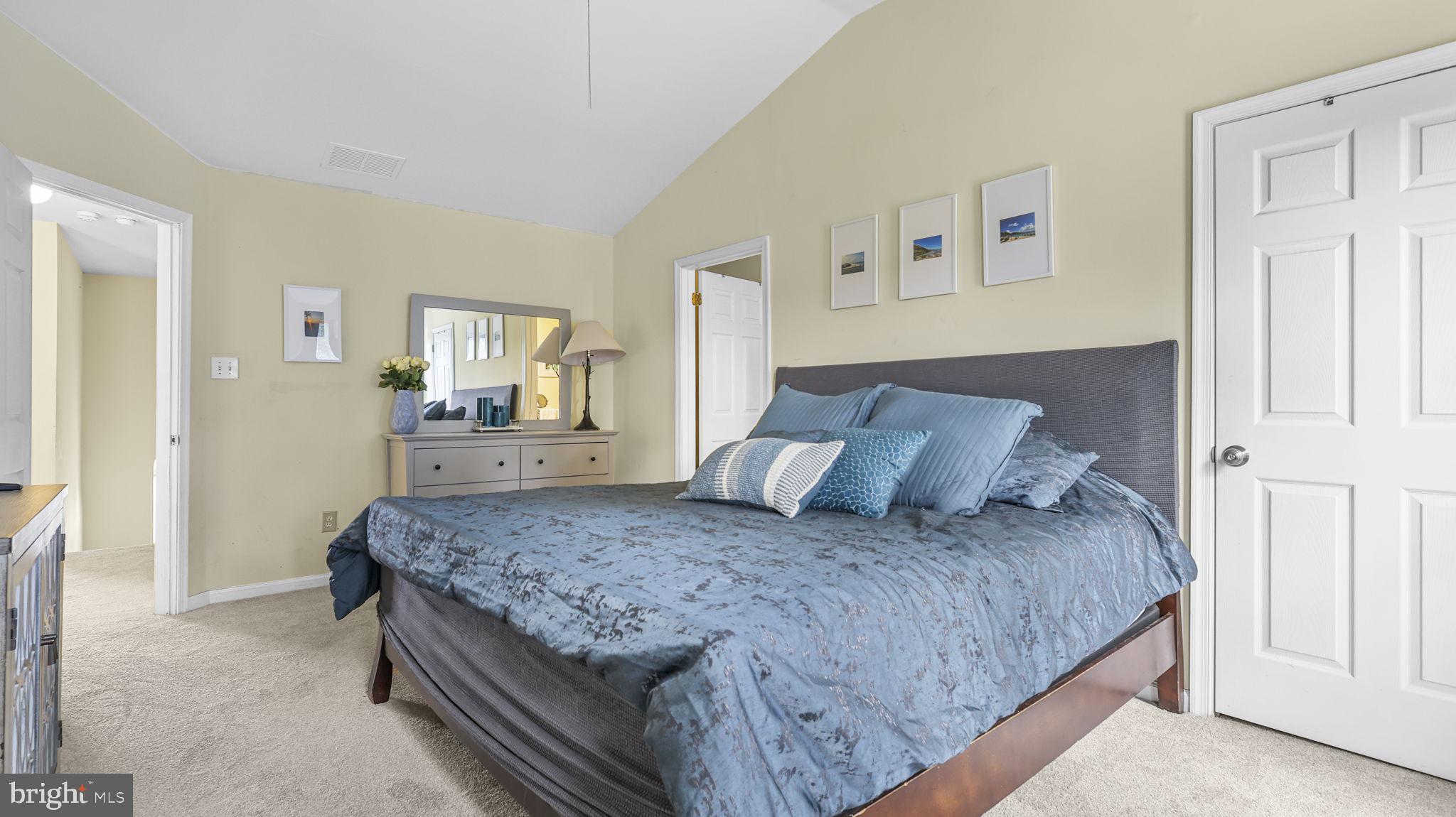 40 Windingbrook Road Bordentown, NJ 08505 - Photo 26 of 51 Primary bedroom
