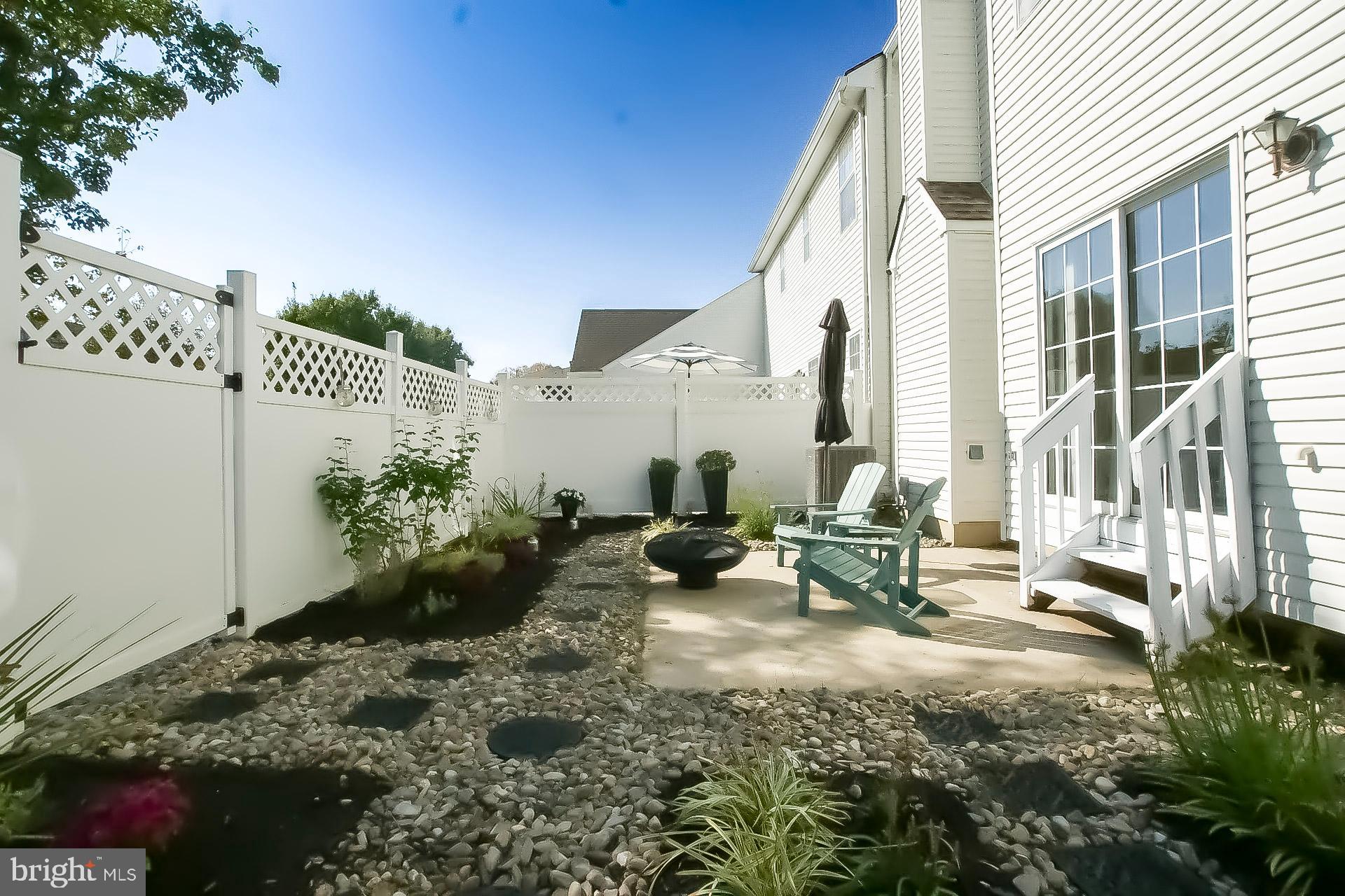 40 Windingbrook Road Bordentown, NJ 08505 - Photo 39 of 51 Fenced backyard