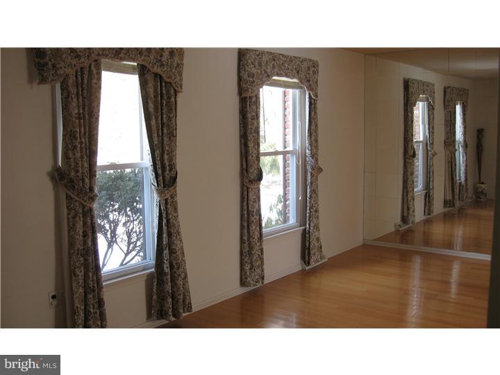 1130 Meetinghouse Road Ambler, PA 19002 - Photo 3 of 25 Gallery Image 3