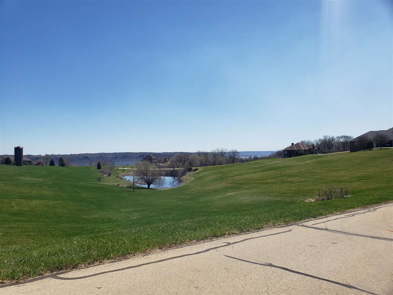 Lot 27 Country Squire Lane, Unit GRAND RIVER BLUFFS Dubuque, IA 52001 - Photo 15 of 15 Gallery Image 15