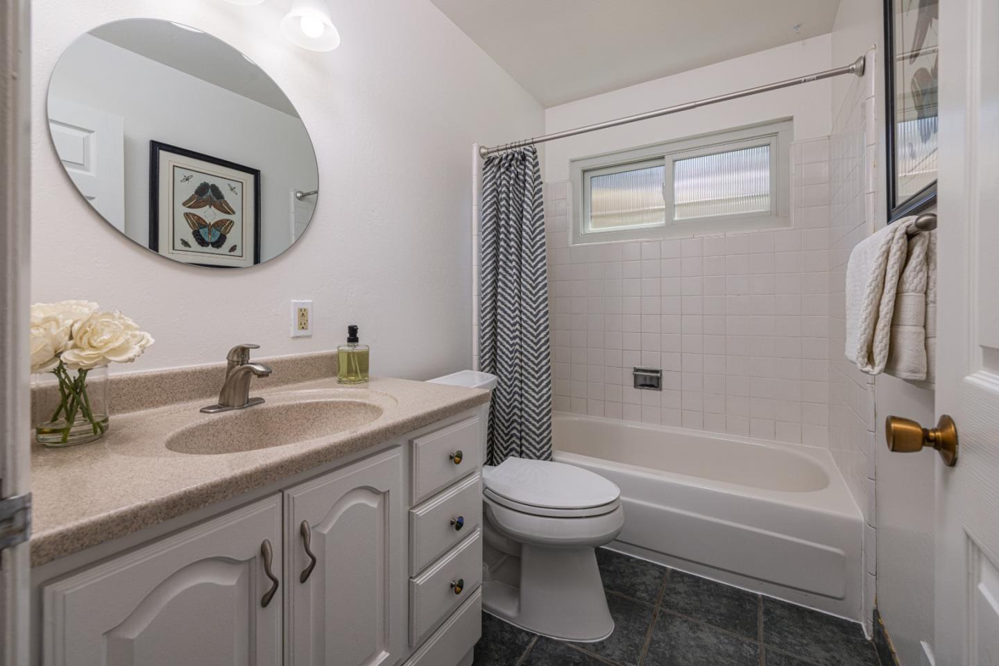 1409 Peralta Road Pacifica, CA 94044 - Photo 18 of 26 Gallery Image 18